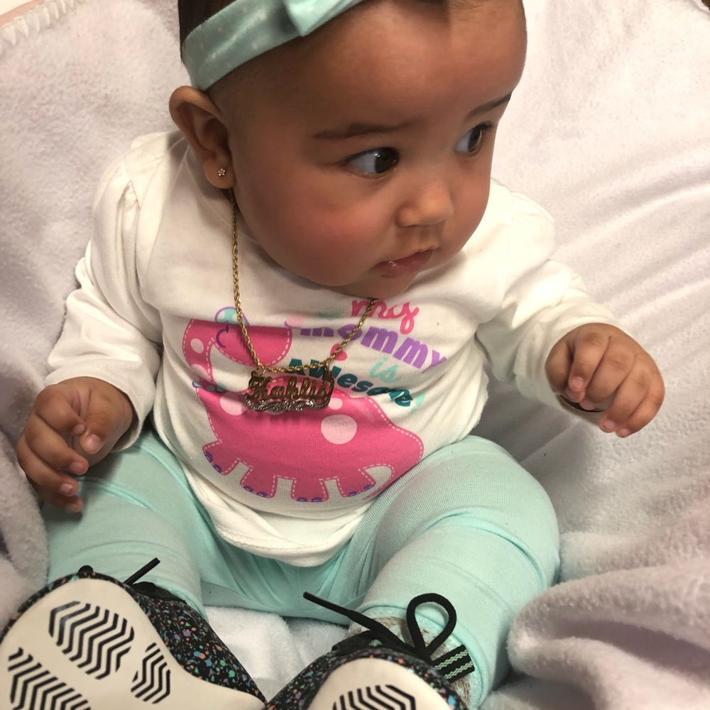 Meet your Posher, Desiree